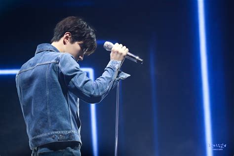 Lee Junho The Starry Night Fan Meeting: A Night of Sparkling Memories and Unforgettable Performances!